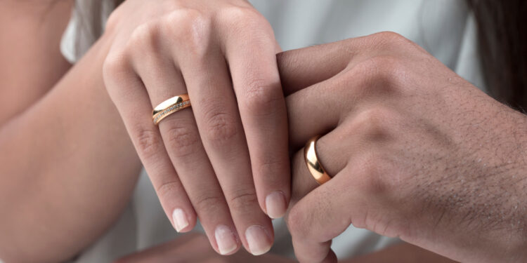 The Story and Meaning Behind a Wedding Ring