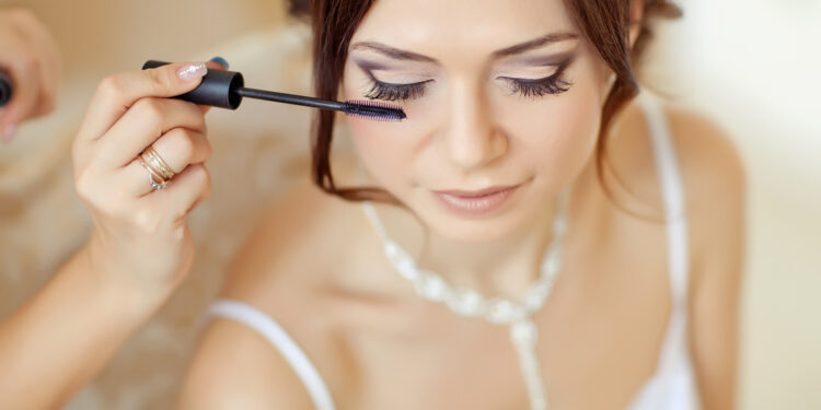 10 Wedding Makeup DIY Tips That You Must Know