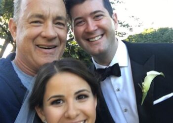 Tom Hanks surprises happy couple