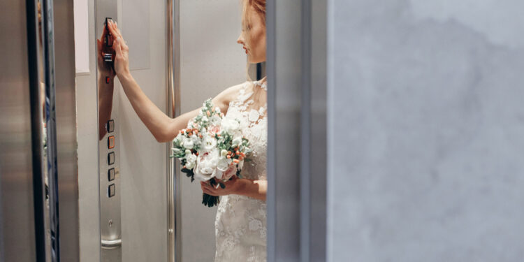 Bride gets stuck in elevator on her wedding day