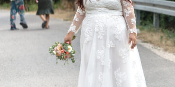 6 Essential Rules For Plus-Size Wedding Dress Shopping