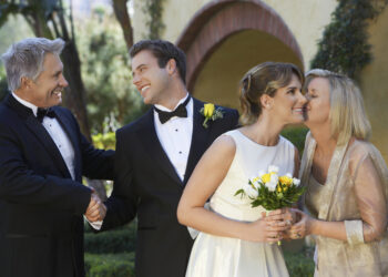 What a stepmother should wear at a wedding