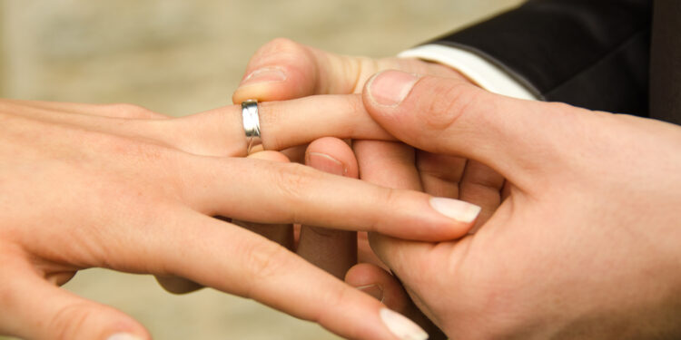 Getting married without the public record