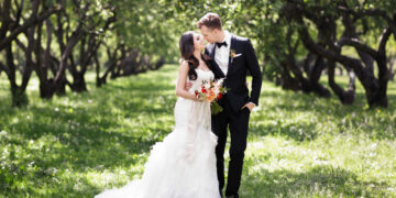 Stripping down to minimalism: 2021’s wedding trend