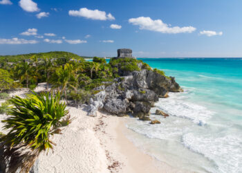 Instead of a honeymoon, consider a buddymoon with friends