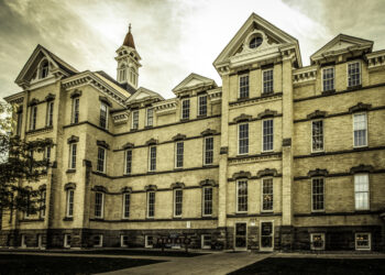 Girl caught ghostly apparition on video in abandoned psychiatric facility