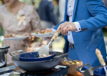 A couple fed those in need after canceling their wedding