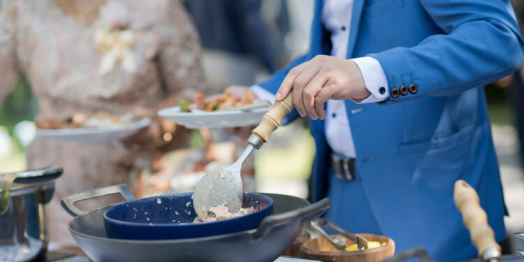 A couple fed those in need after canceling their wedding